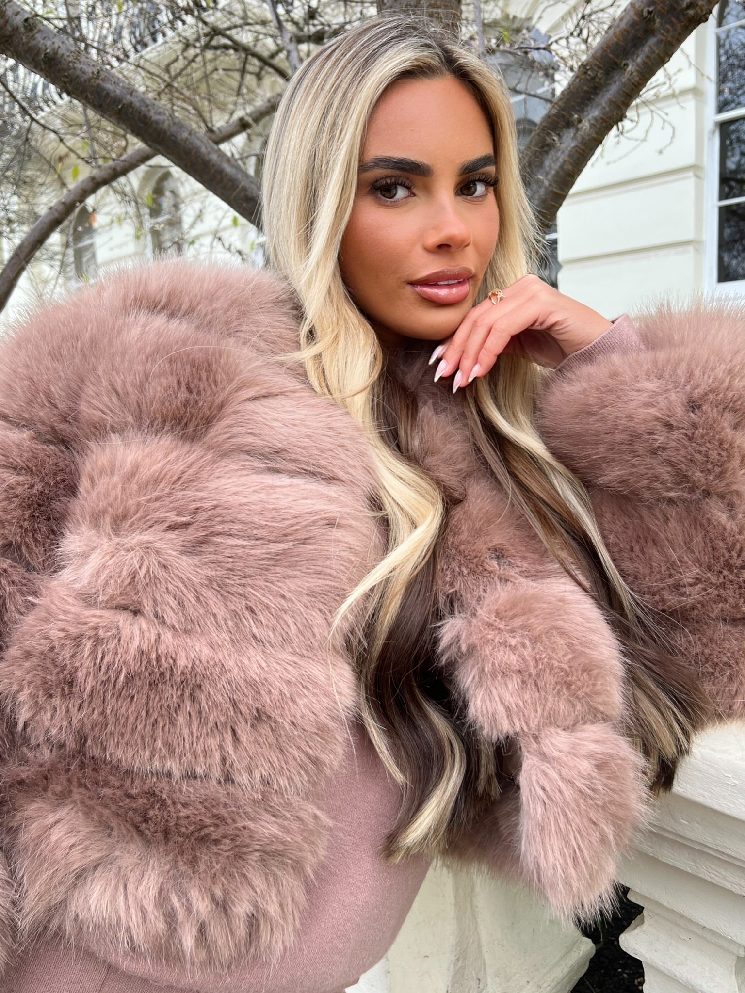 Yellow Faux Fur Coat with Matching Skirt and Over-the-Knee Boots — Faux Fur Coat Outfits