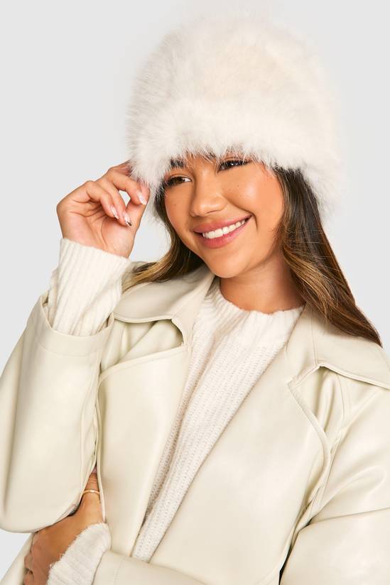 Cream Sweater Cream Coat Outfit Idea — Fur Hat Outfits