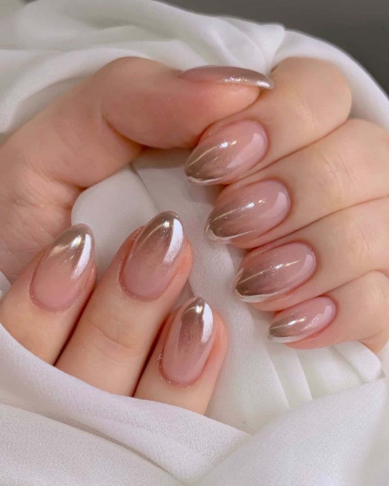 Nude Metallic Ombre Oval Nails Nude Metallic Ombre Oval Nails — Winter Dip Powder Nails
