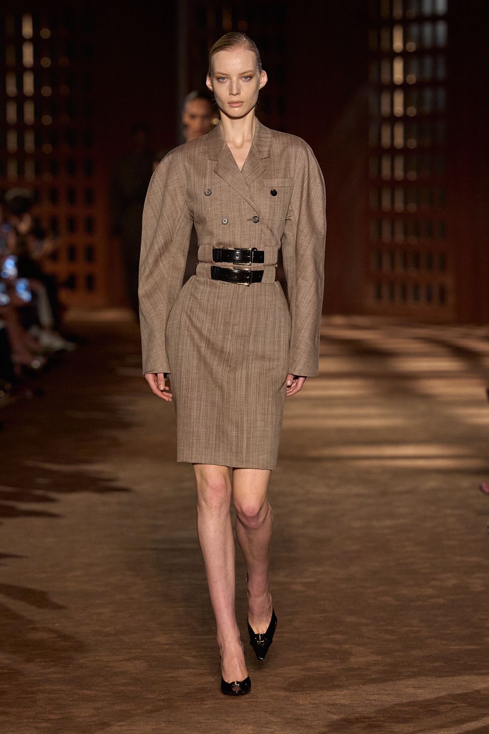 Textured Wool Blend Suit for Sophisticated Workwear Textured Wool Blend Suit for Sophisticated Workwear — Brown Outfits 2027
