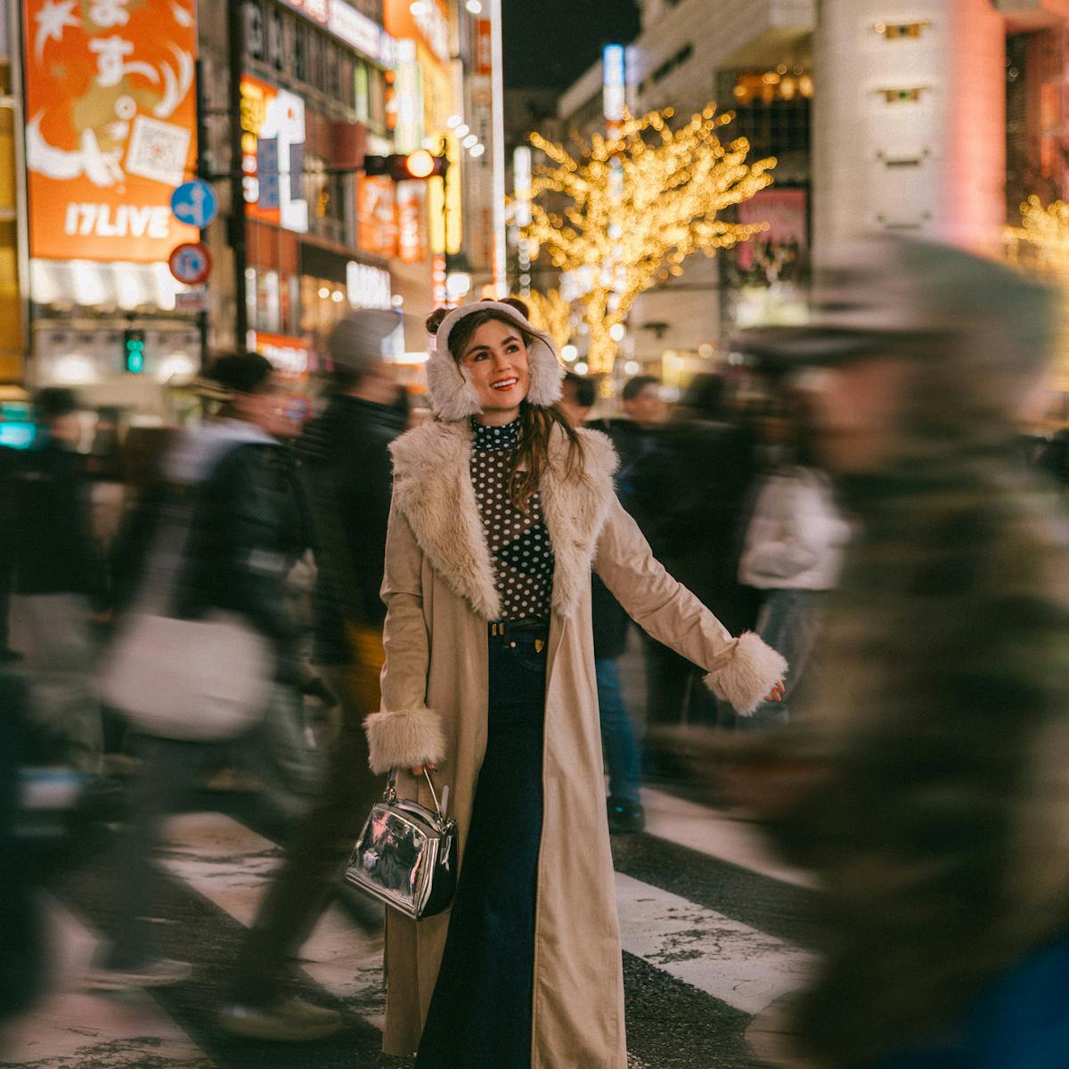 Maxi Coat with Faux Fur Trim for Elevated Winter Travel Maxi Coat with Faux Fur Trim for Elevated Winter Travel — Winter Travel Outfits