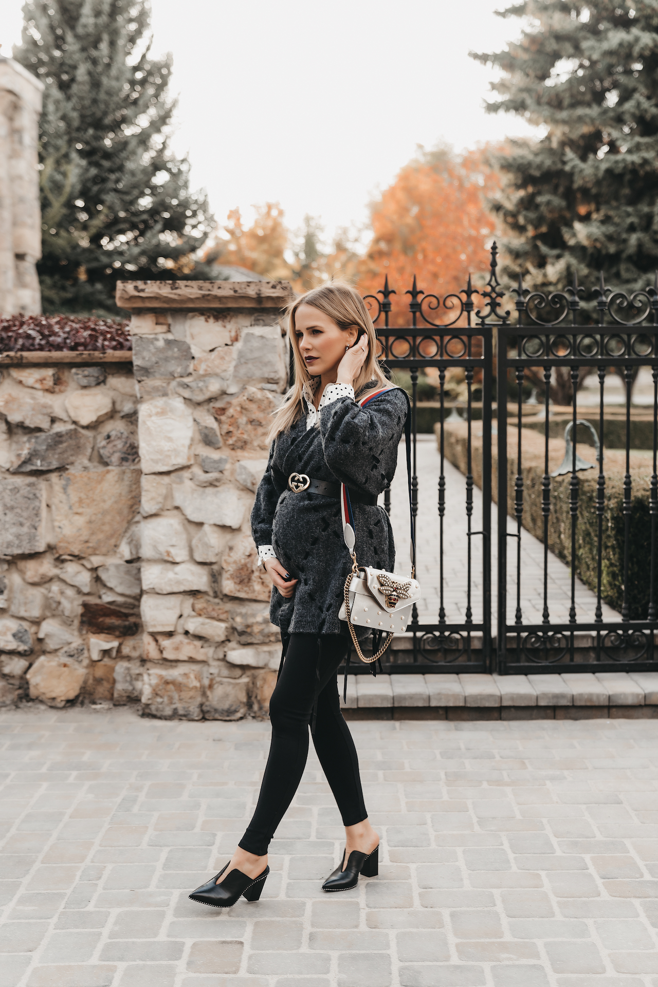 Grey Textured Coat with Collared Shirt and Black Leggings Grey Textured Coat with Collared Shirt and Black Leggings — Winter Maternity Outfits