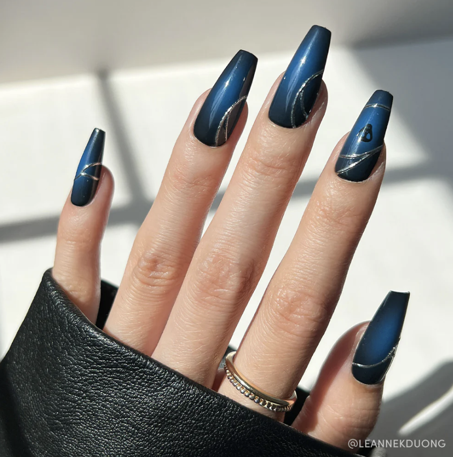 Blue Black Gradient Silver Line Coffin Nails Blue Black Gradient Silver Line Coffin Nails — Winter Coffin Nails