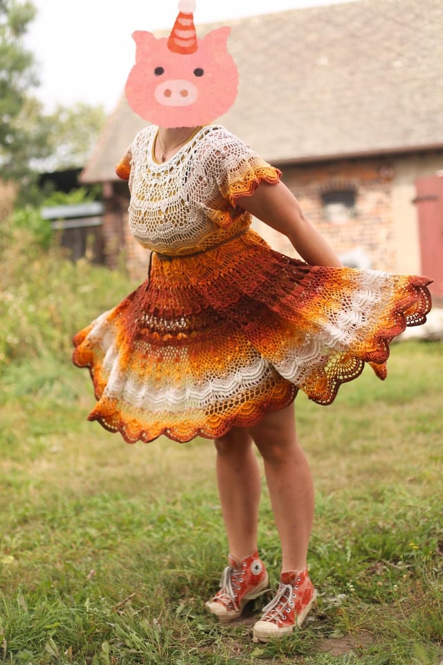 Gold Iridescent Sleeveless Dress with High-Tops Gold Iridescent Sleeveless Dress with High-Tops — Crochet Dresses 2027