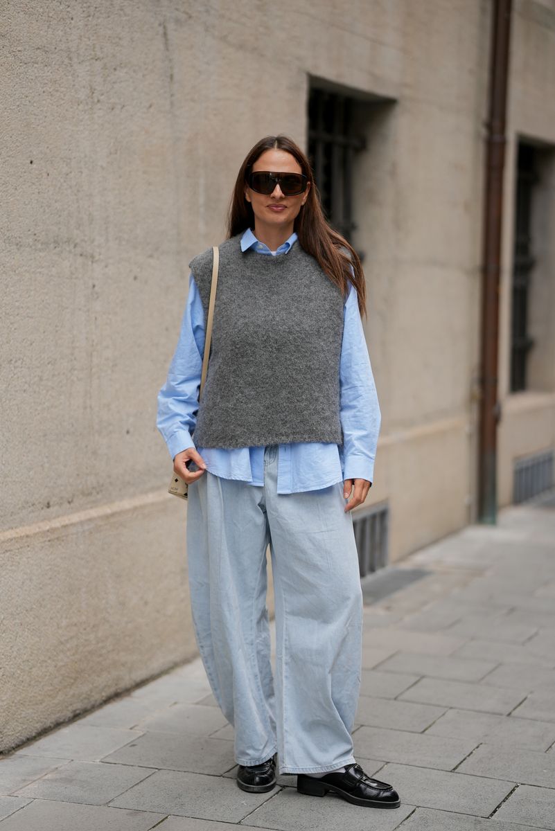 Chunky Red Sweater with Cropped Jeans and Loafers — Preppy Winter Outfits