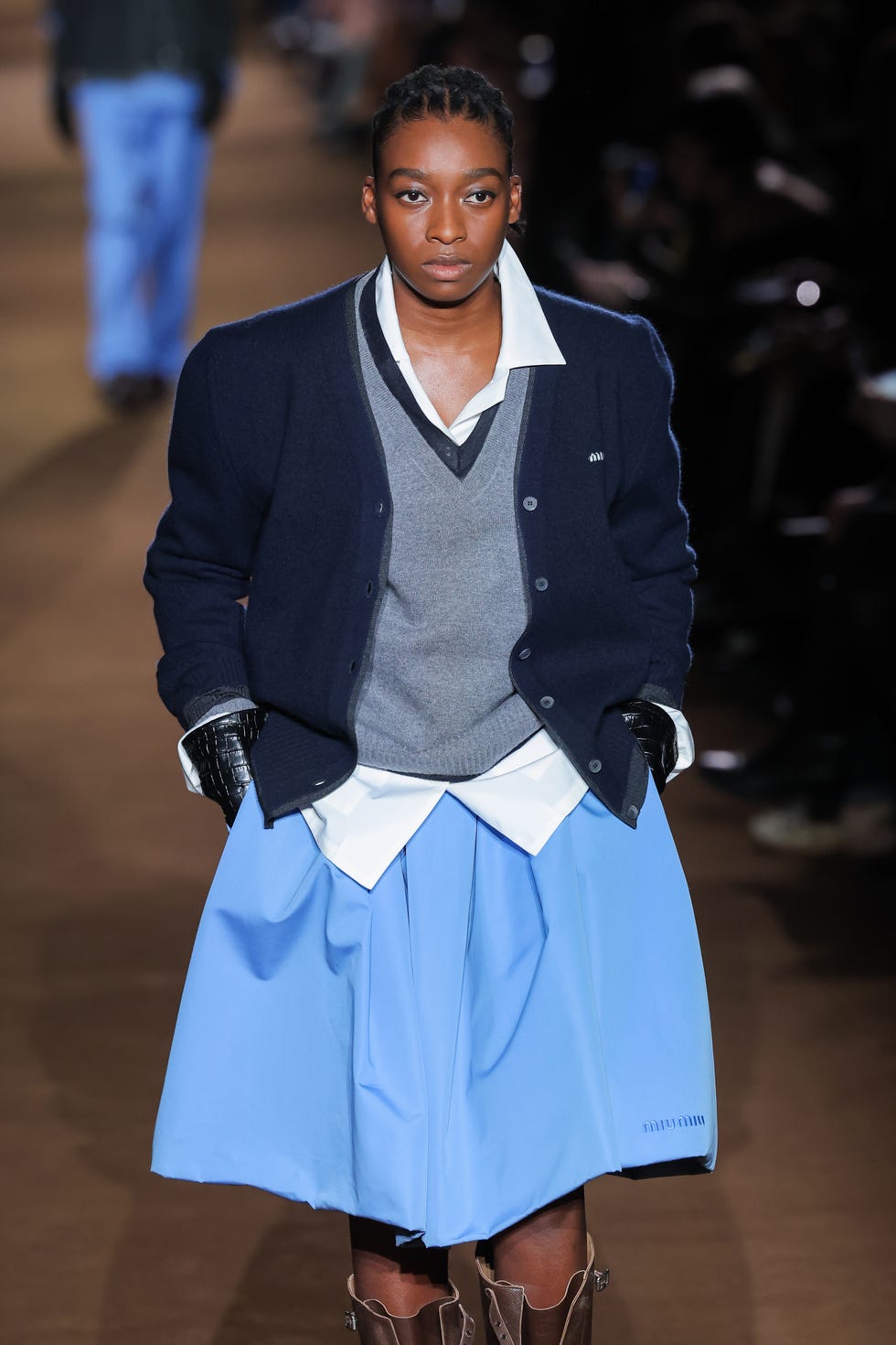 Layered Knitwear with Voluminous Skirt for Academic Style — Preppy Winter Outfits