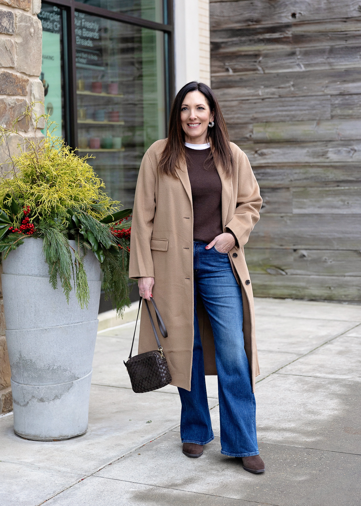 Long Camel Coat with Brown Sweater and Flared Jeans Long Camel Coat with Brown Sweater and Flared Jeans — Late Winter Outfits