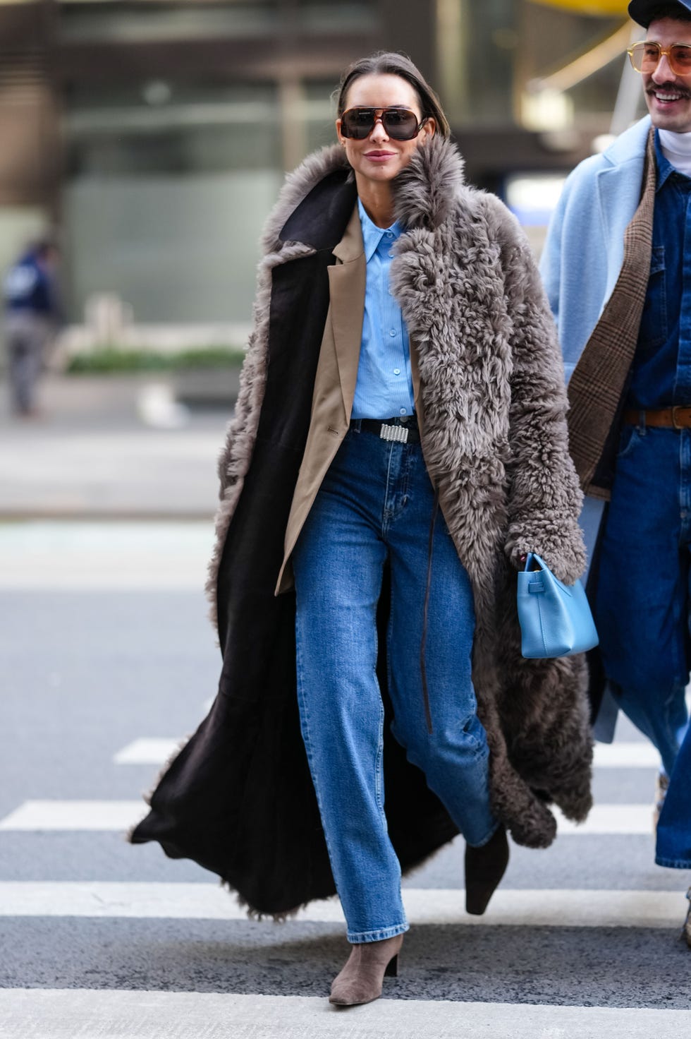 Casual Daytime: Tan Faux Fur Coat with Light Blue Shirt Casual Daytime: Tan Faux Fur Coat with Light Blue Shirt — Long Coat Outfits