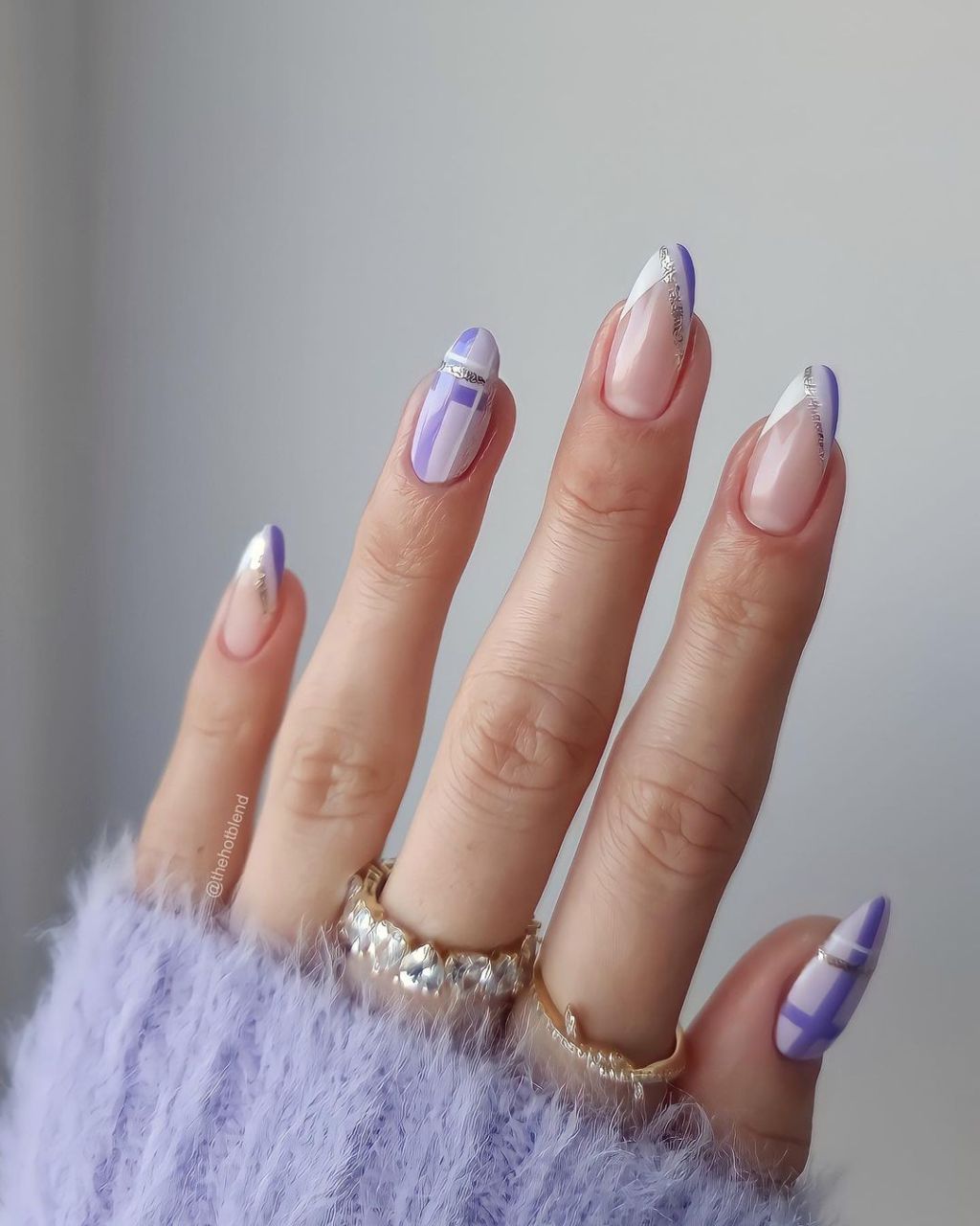 Sheer Milky Pink Oval Nails with Snowflakes Sheer Milky Pink Oval Nails with Snowflakes — Winter Gel Nails