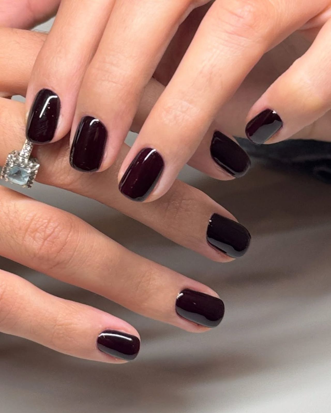 Deep Glossy Burgundy Short Square Nails Deep Glossy Burgundy Short Square Nails — Winter Gel Nails