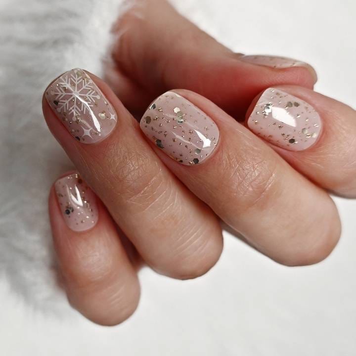 Sheer Nude Square Nails with Gold Snowflake Sheer Nude Square Nails with Gold Snowflake — Winter Gel Nails