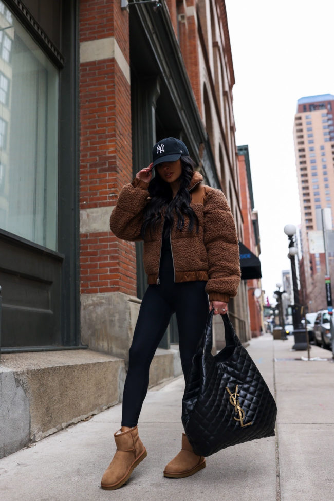 Teddy Bomber Jacket and Baseball Cap with Brown Uggs Teddy Bomber Jacket and Baseball Cap with Brown Uggs — Ugg Boots Outfits