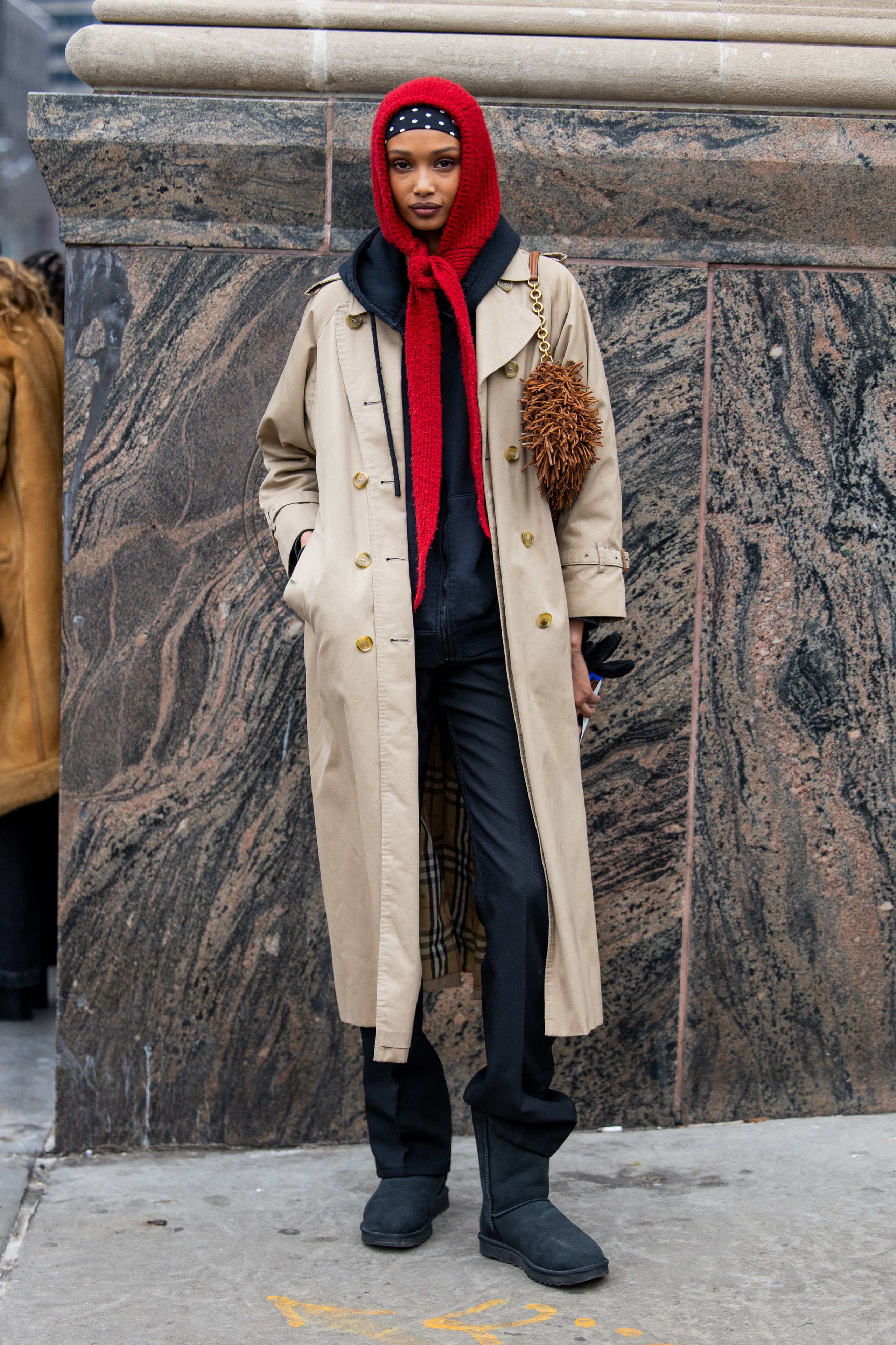 Vibrant Red Scarf Adds Pop to Black Uggs and Trench Coat Vibrant Red Scarf Adds Pop to Black Uggs and Trench Coat — Ugg Boots Outfits