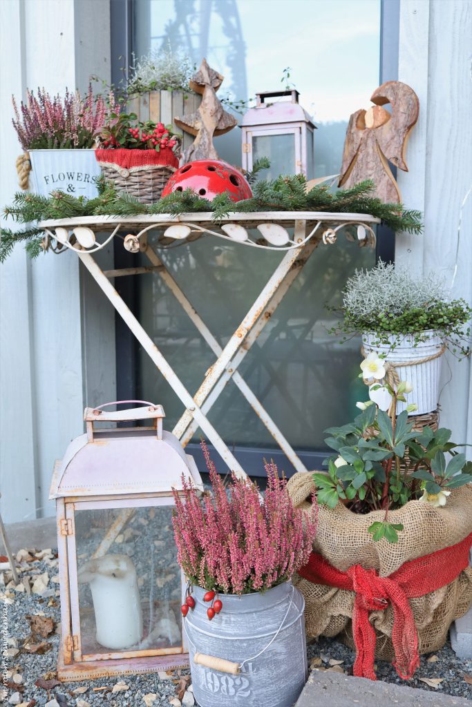Style a Cottage Vignette with a Pink Lantern and Angel Style a Cottage Vignette with a Pink Lantern and Angel — Simple Christmas Outdoor Decor