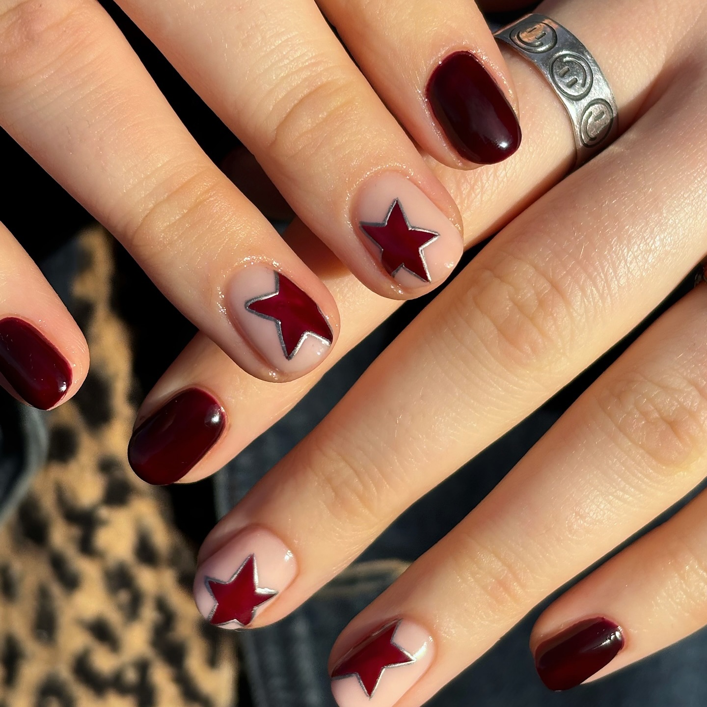 Red Star Decals On Accent Nails Visual Idea Red Star Decals On Accent Nails Visual Idea — Short Gel Nails 2027